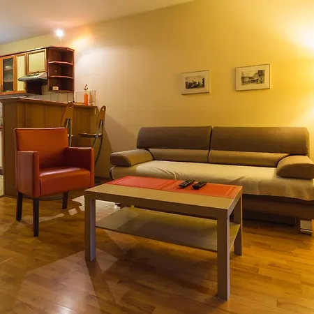 Aparthouse Lejlighed