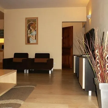 Aparthouse Appartement *